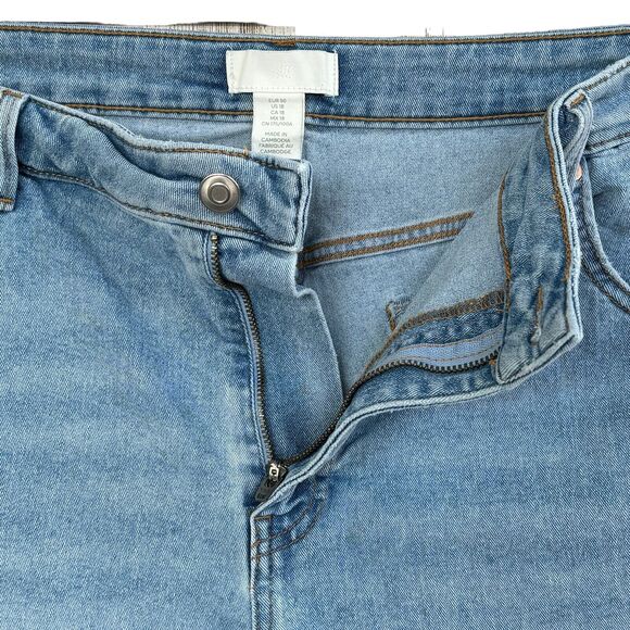 H&M SZ 18 High-Rise Jean Shorts Cuffed Light Wash Pockets Zip-Fly Stretch Womens - Picture 2 of 6